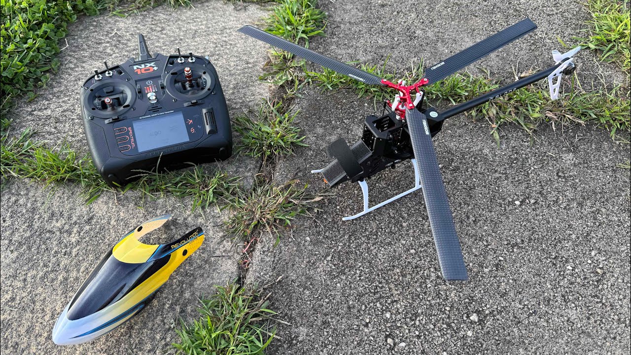 MicroHeli Blade Revolution 235 CP с 3-лопастной роторной головкой и лопастями
