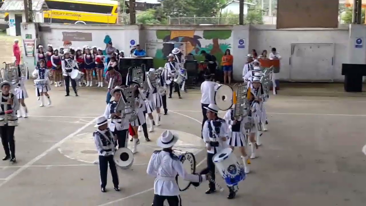 Banda de Paz y Bastoneras U.E. Pérez Pallares - Presentación Coliseo de Andoas 2023