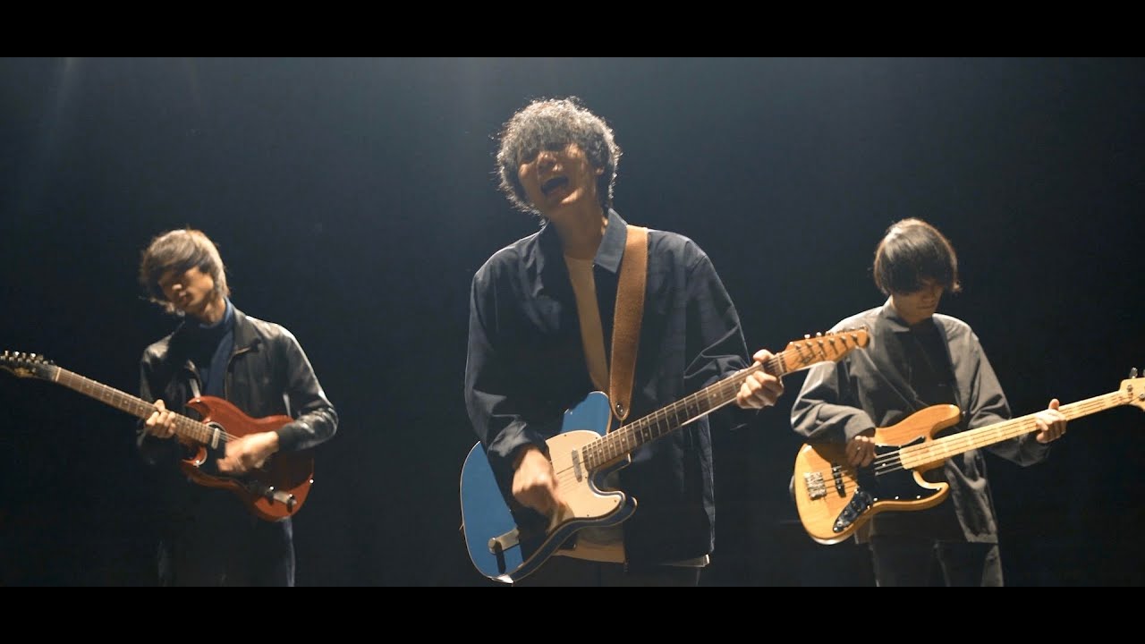 PLUE / イトシイ  Official Music Video