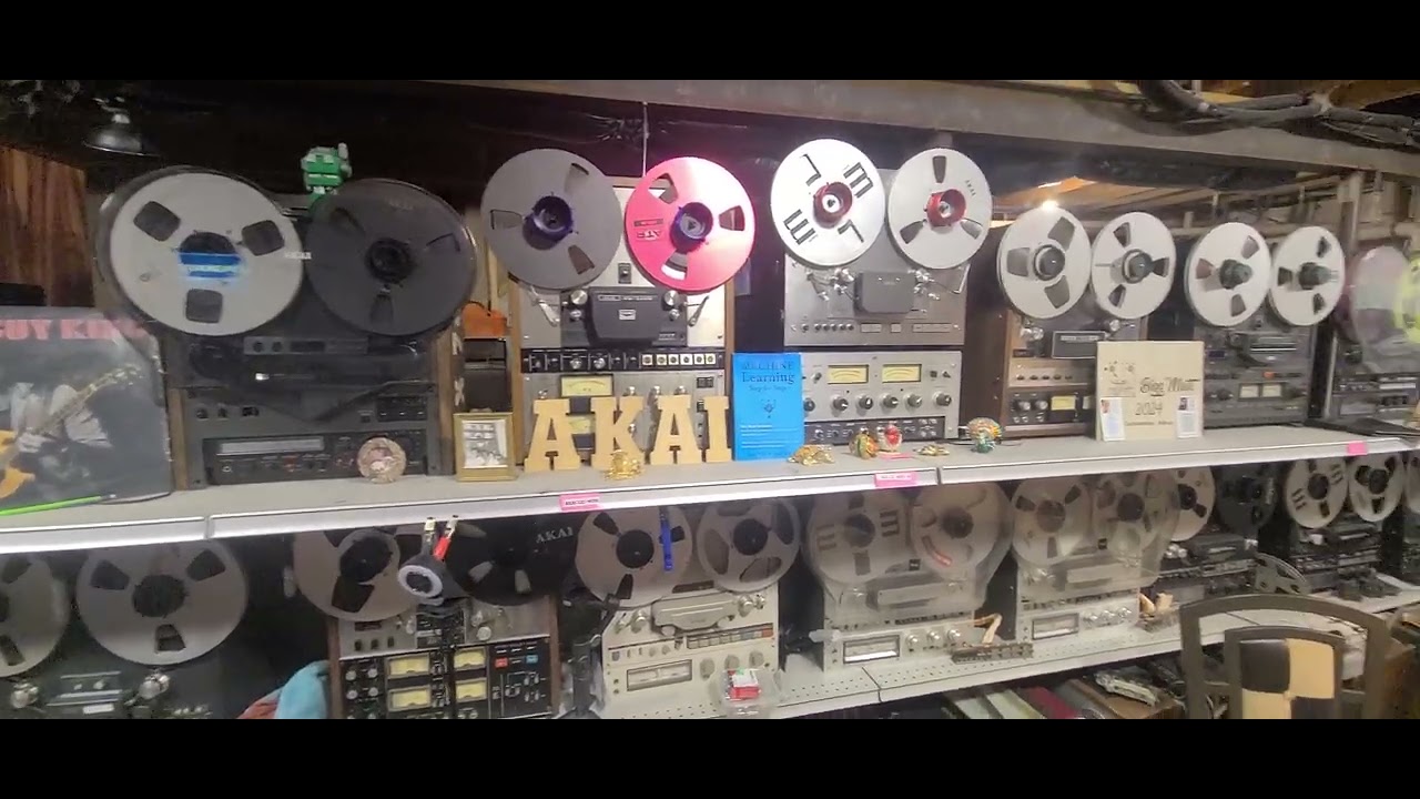 Магазин Бигг Мэтта: Akai Pro 1000, GX 747, Revox PR 99, TEAC X 1000R 2000R, Technics RS 1700