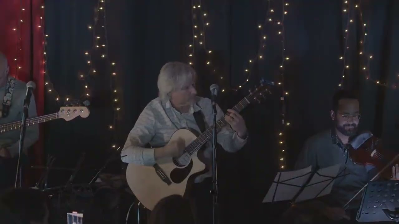 Season XIII Ridgewood Unplugged - Apollo XIII (ELO Fire on High)