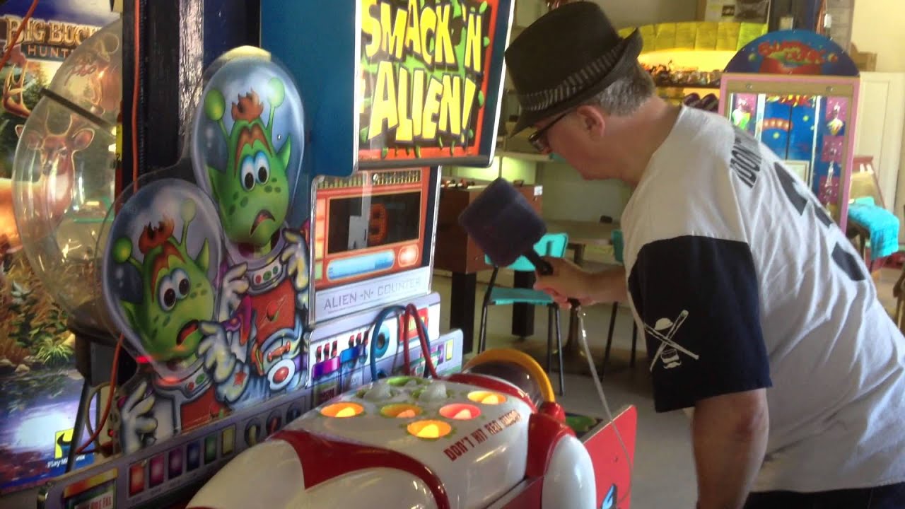 UFO Investigator Meets Whack-an-Alien!