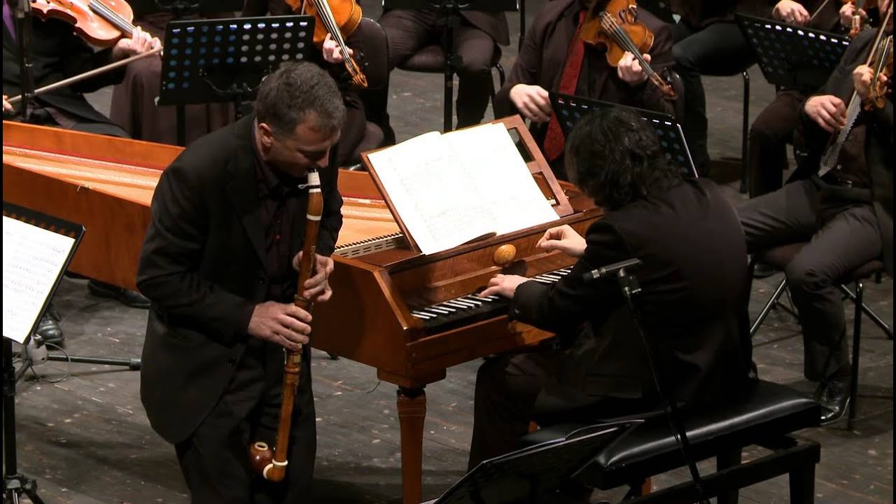 W. A. MOZART 