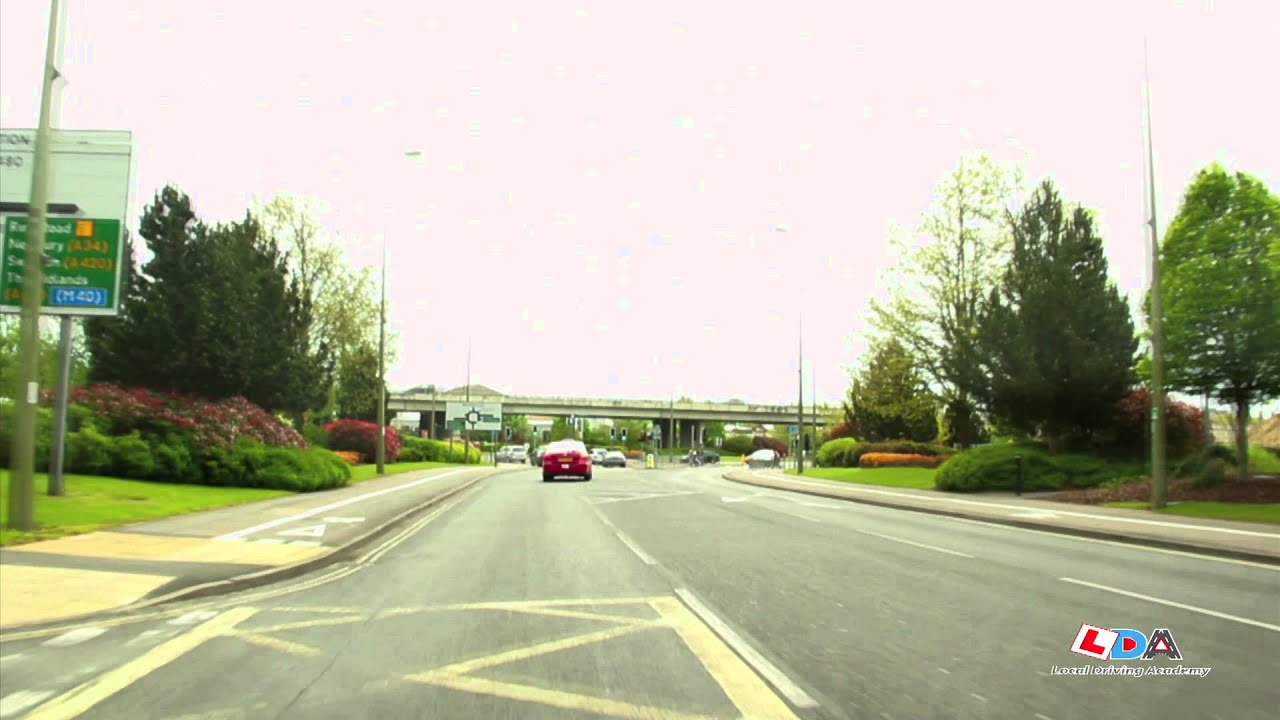 Cowley Junction Roundabout (Oxford Retail Park) | Towards Newbury & Swindon – Driving Lesson
