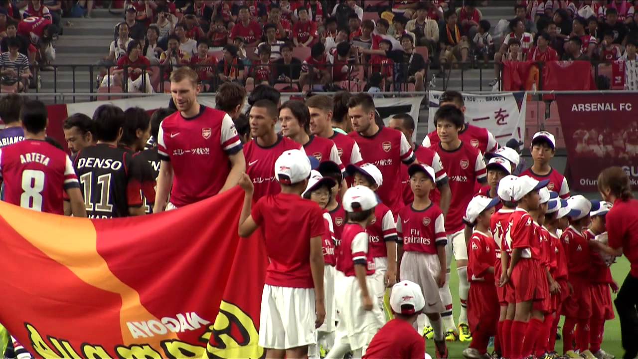 Arsenal Tour 2013 - Day 9/10 - Ryo's goal, Poldi pumps iron