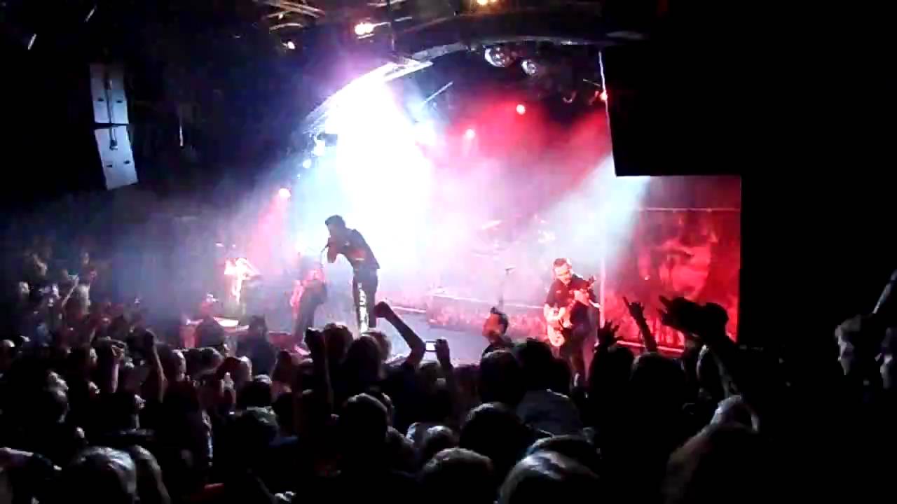 Caliban - [LIVE @ Markthalle Hamburg] Walk Like The Dead & Nowhere To Run, No Place To Hide