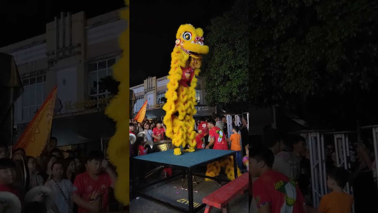 山打根育才小学 —— 哪吒闹海