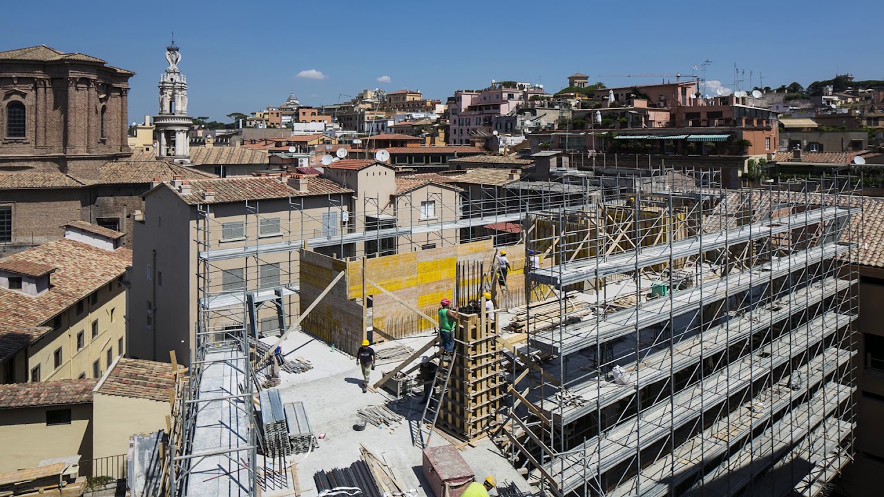 Flagship Store Roma Via del Tritone - TimeLapse