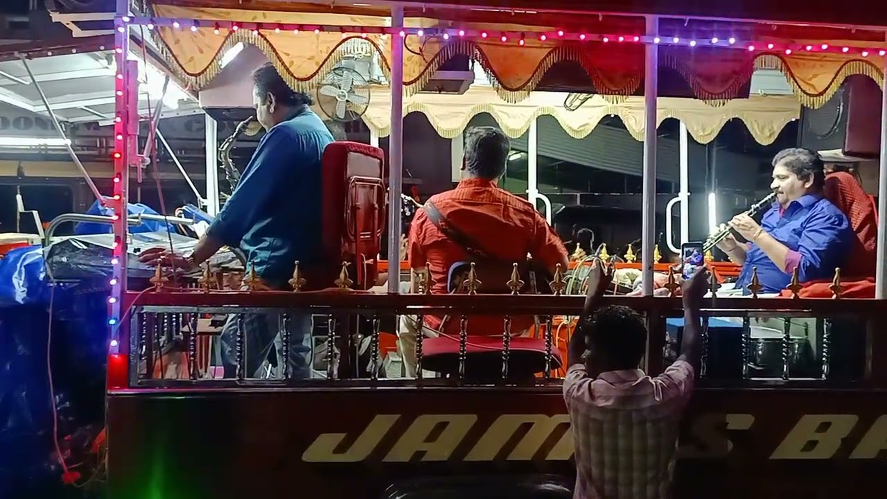 மாதா உன் கோவில்