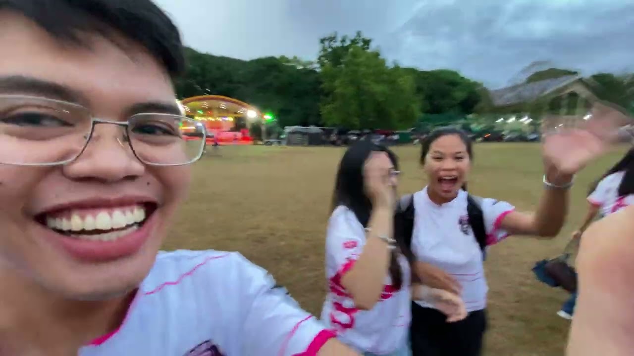 MY LAST COLLEGE WEEK 
