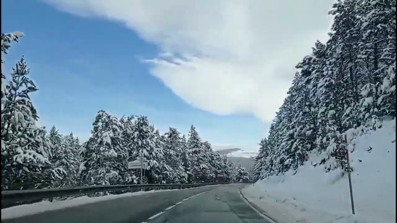 Un tomb per la Collada de Toses després de la nevada.