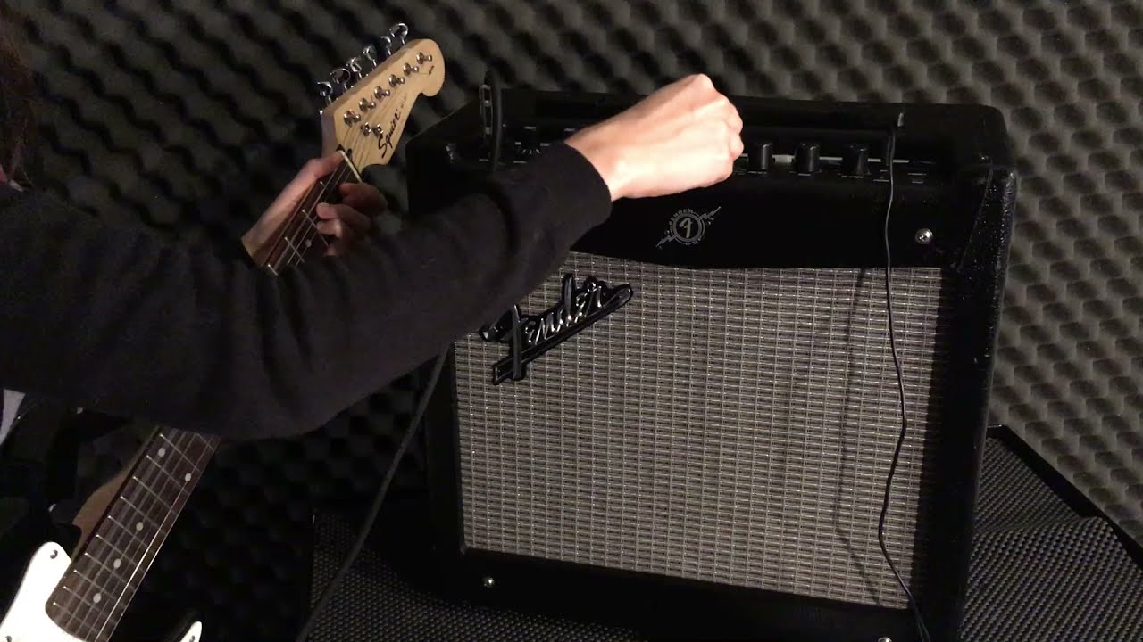Fender Mustang I V2