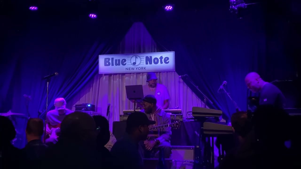 Robert Glasper & Bilal - Drum Solo + All  For Love - 10/23/2025 NYC Blue Note