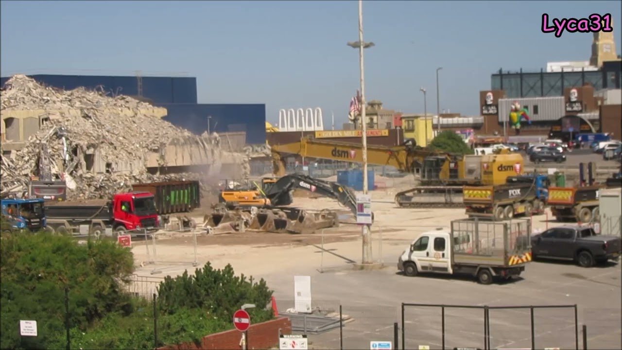 Chapel Street, Bonny Street buildings demolition part 152 Not much going on today