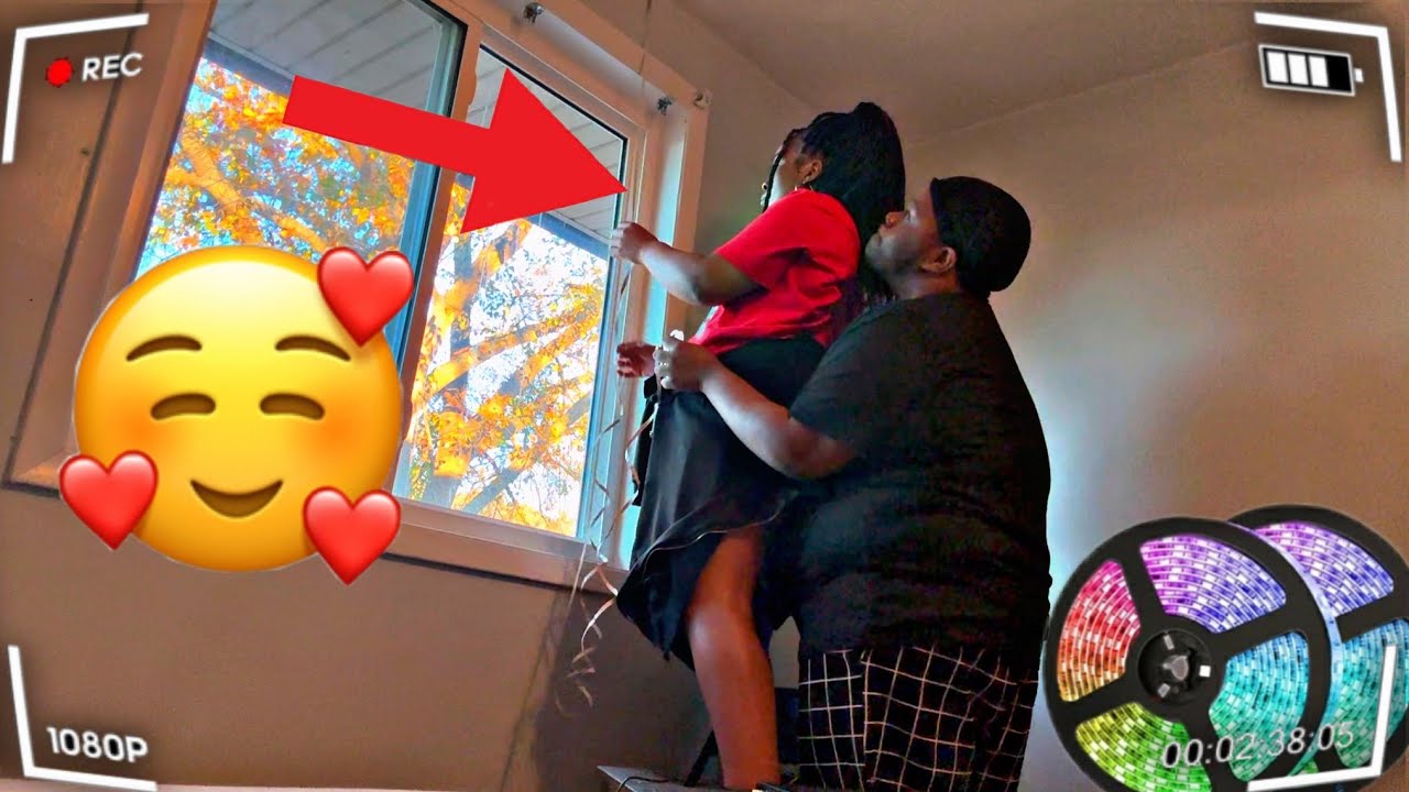 Me and My Girlfriend Decorated Our New Home 😁|| VLOGMAS DAY 12,13,&14|| 🎄