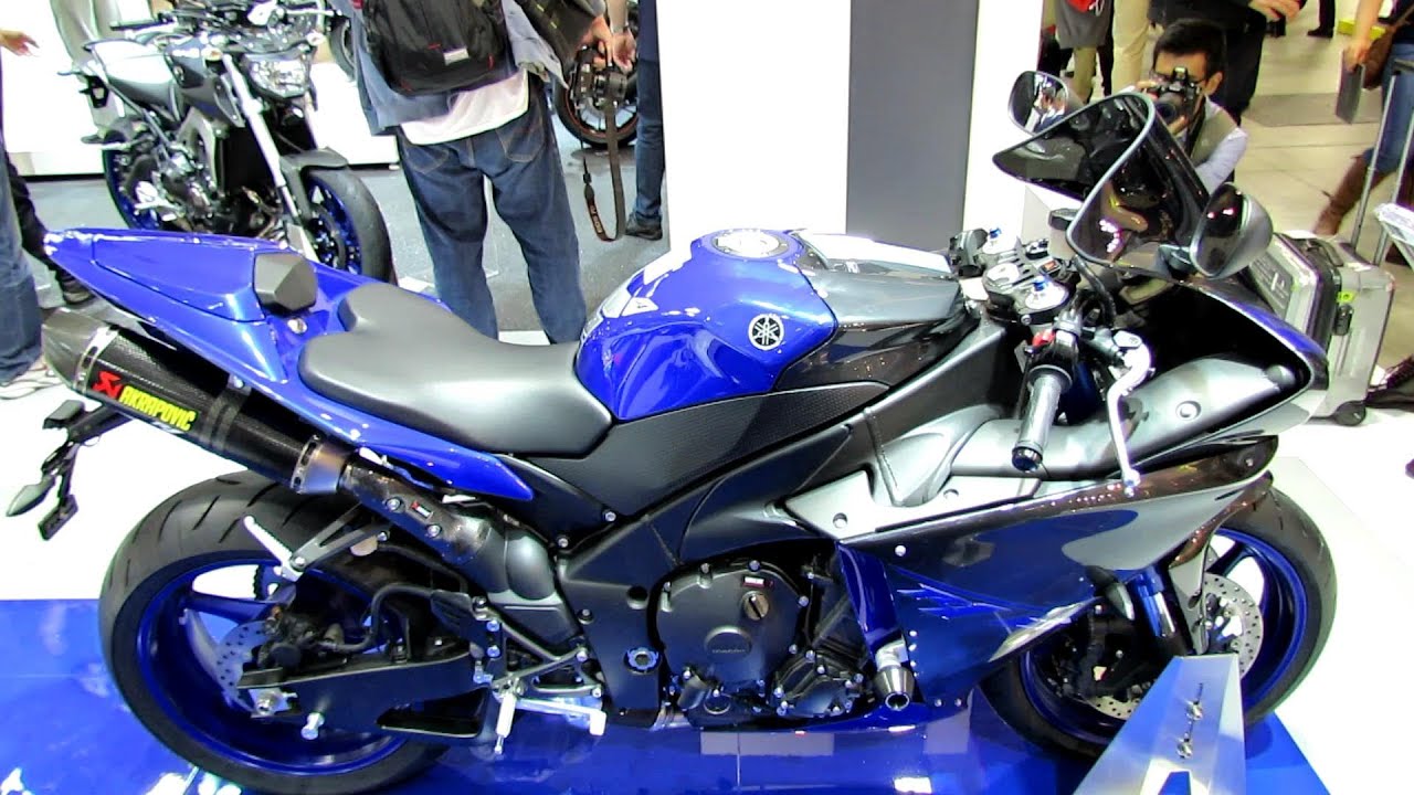 2014 Yamaha YZF-R1 Walkaround - 2013 EICMA Milano Motorcycle Exhibition