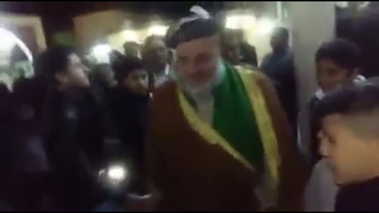 توديع الشيخ محمد الشيخ عبدالرحمن شورجة لزيارة الحبيب صلى الله عليه وسلم و اداء مناسك العمرة