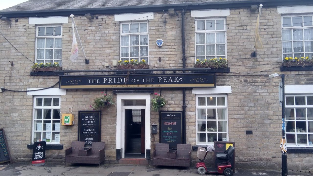 A ramble around New Mills town centre Inc pubs, shops, cafés 