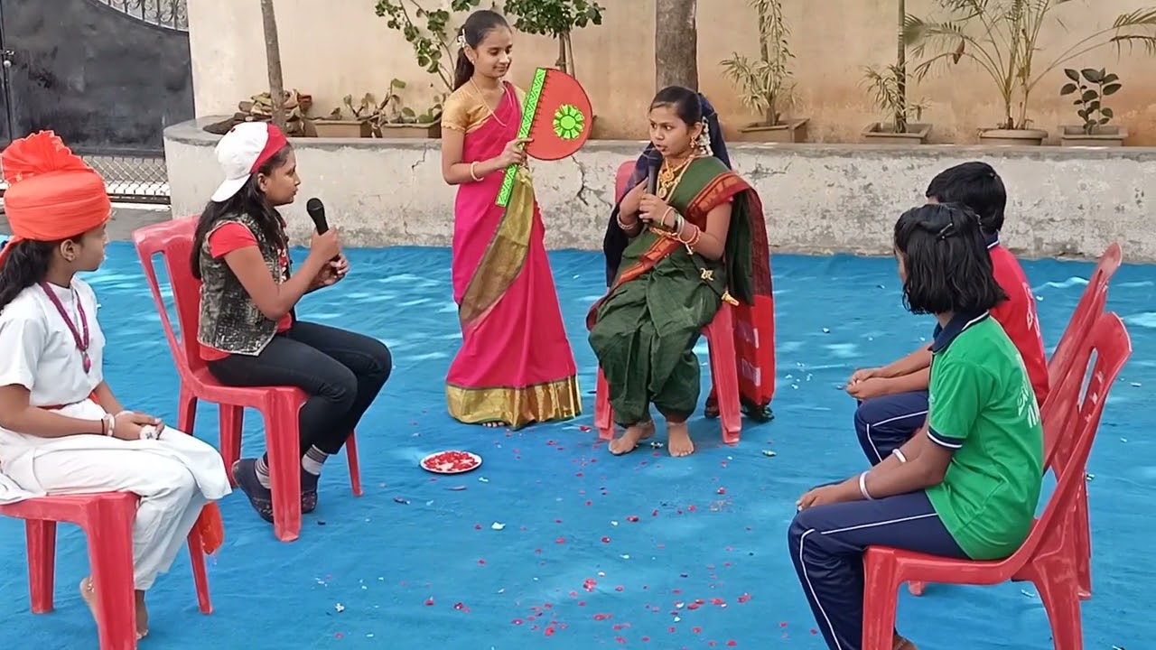 ಕಿತ್ತೂರ ರಾಣಿ  ಚೆನ್ನಮ್ಮ  ನಾಟಕ  ವೀಣಾ  ಮಾಳಾಬಾಗಿ ಹಾಗೂ ಸಂಗಡಿಗರು