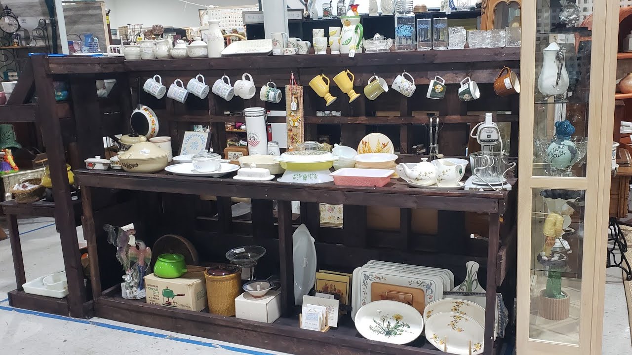 Opening my first antique mall booth| How my mall operates and what I sell.
