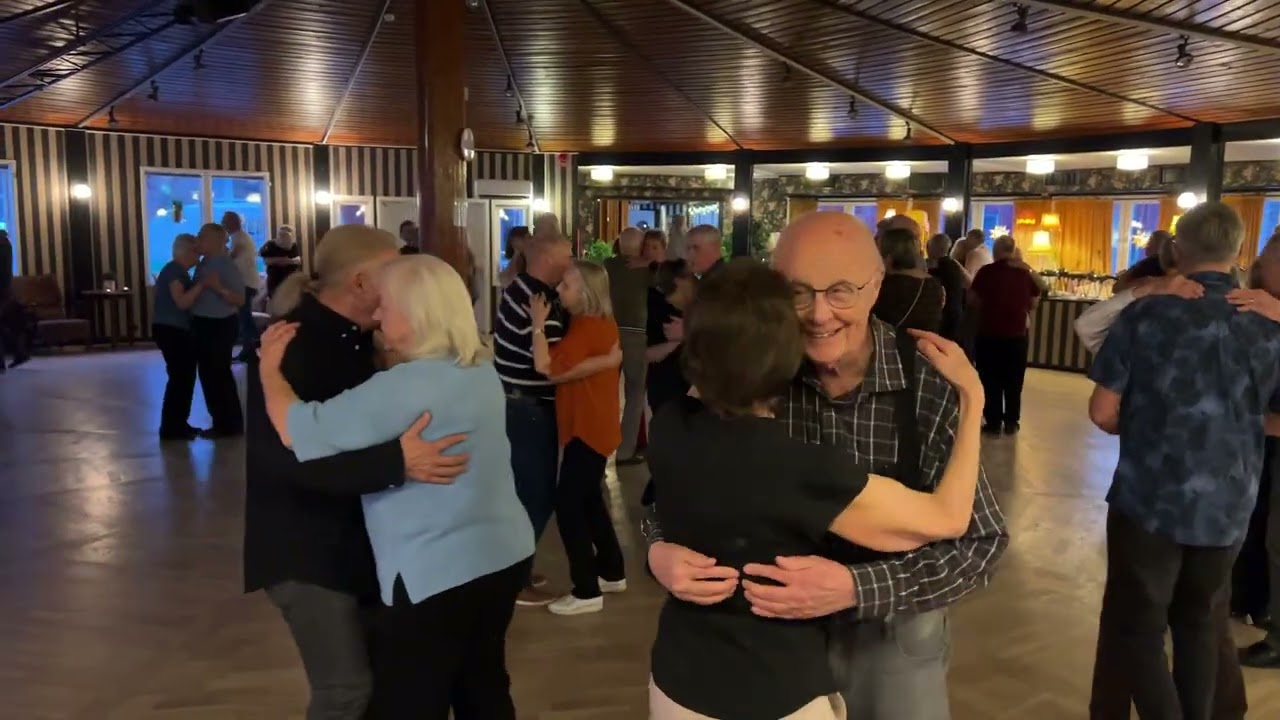 Tre tända ljus - Sandbergs på Fyren i Norrsundet 260308 -2
