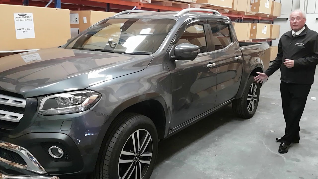 Mercedes X Class Electric Side Steps