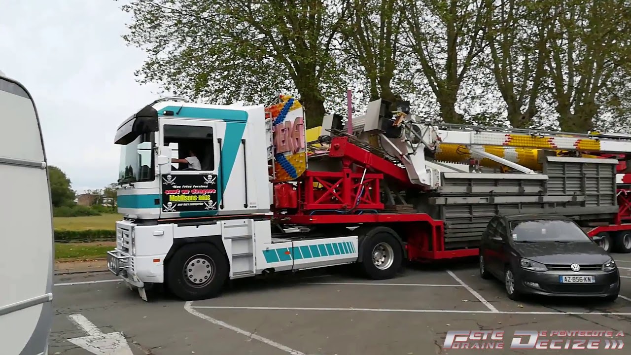 Arrivée des convois - Fête foraine de Pentecôte à Decize 2019