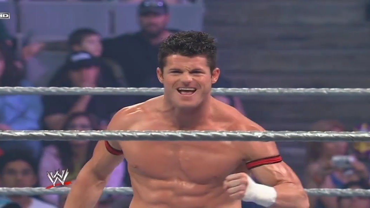 Evan Bourne ✌🏻vs. Matt Striker (WWE ECW 17/6/2008)