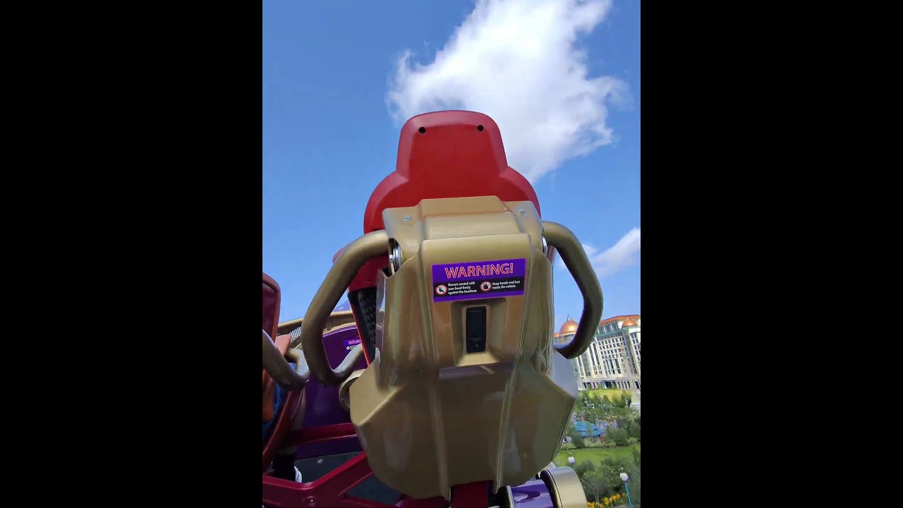 Man Screams For His Life On Stardust Racers!!