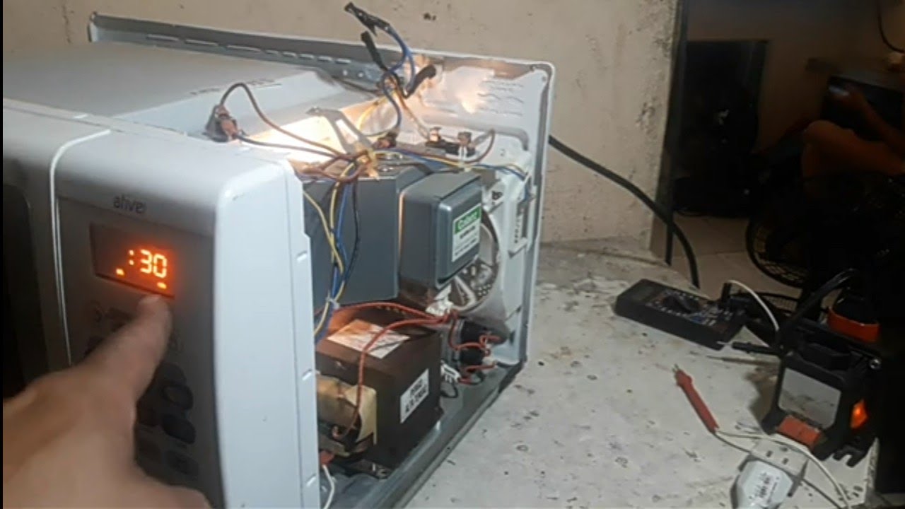 Microondas Brastemp liga,e não funciona,não esquenta não roda o prato,só funciona o painel