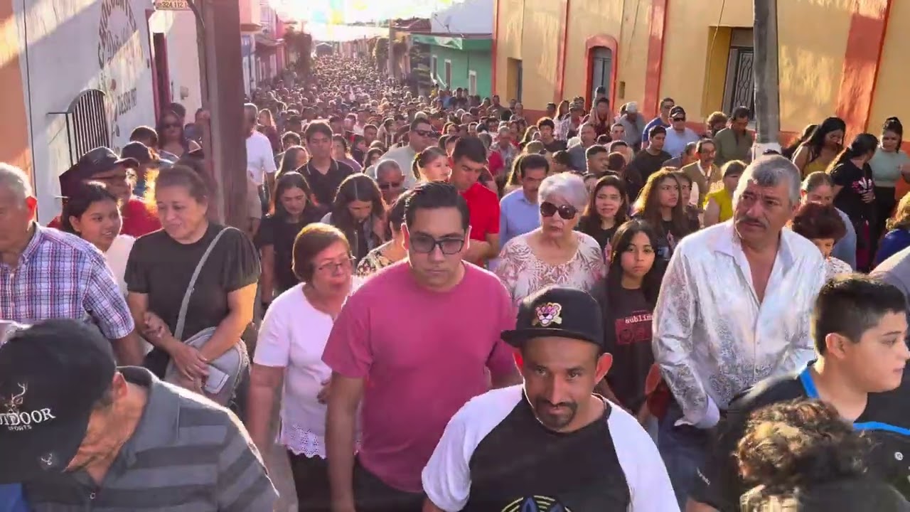 Peregrinación  De Jesús Nazareno por las calles de Amatlán De Cañas, Nayarit
