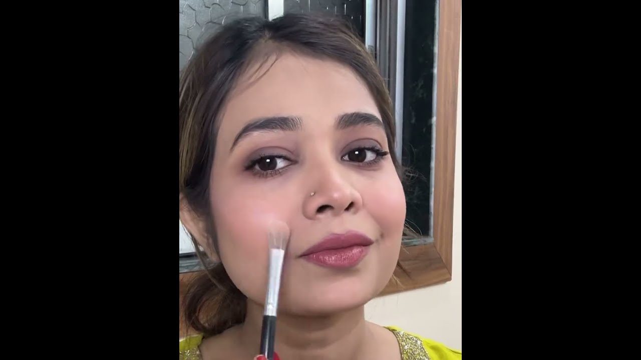 17 February 2026.    Easy makeup tutorial by nazia 🤷🏼‍♀️🥰