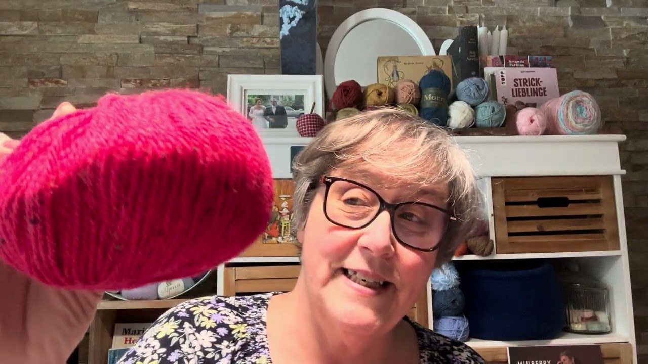 Zeig mal  her(z) . Wollvorstellung für den Pullover Brynne aus the Knitter 80 Kal mit woolhouse 