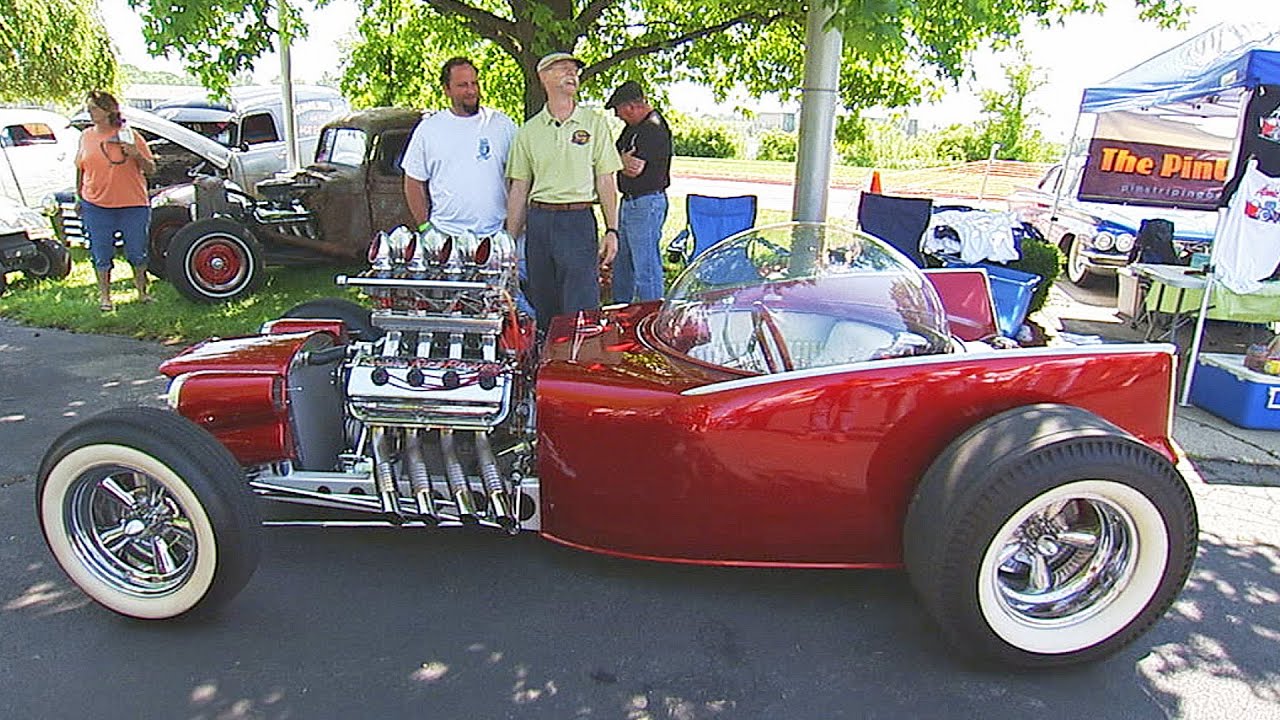 Bubbletop Cartoon Car is Home Built