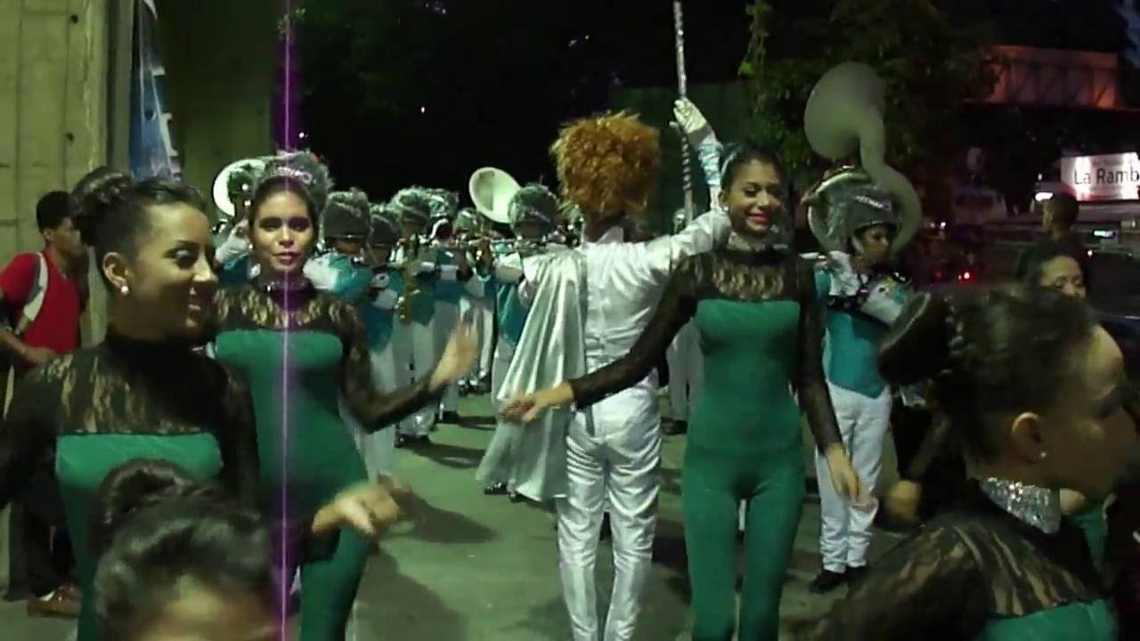 Banda Show FUNDAGIR Popurri de Merengues