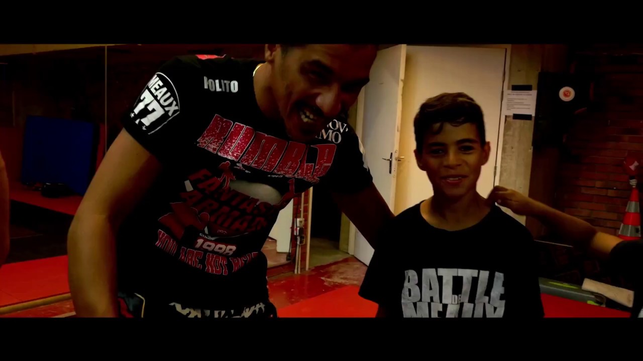 TISKOW - KARIM GHAJJI (Clip officiel)