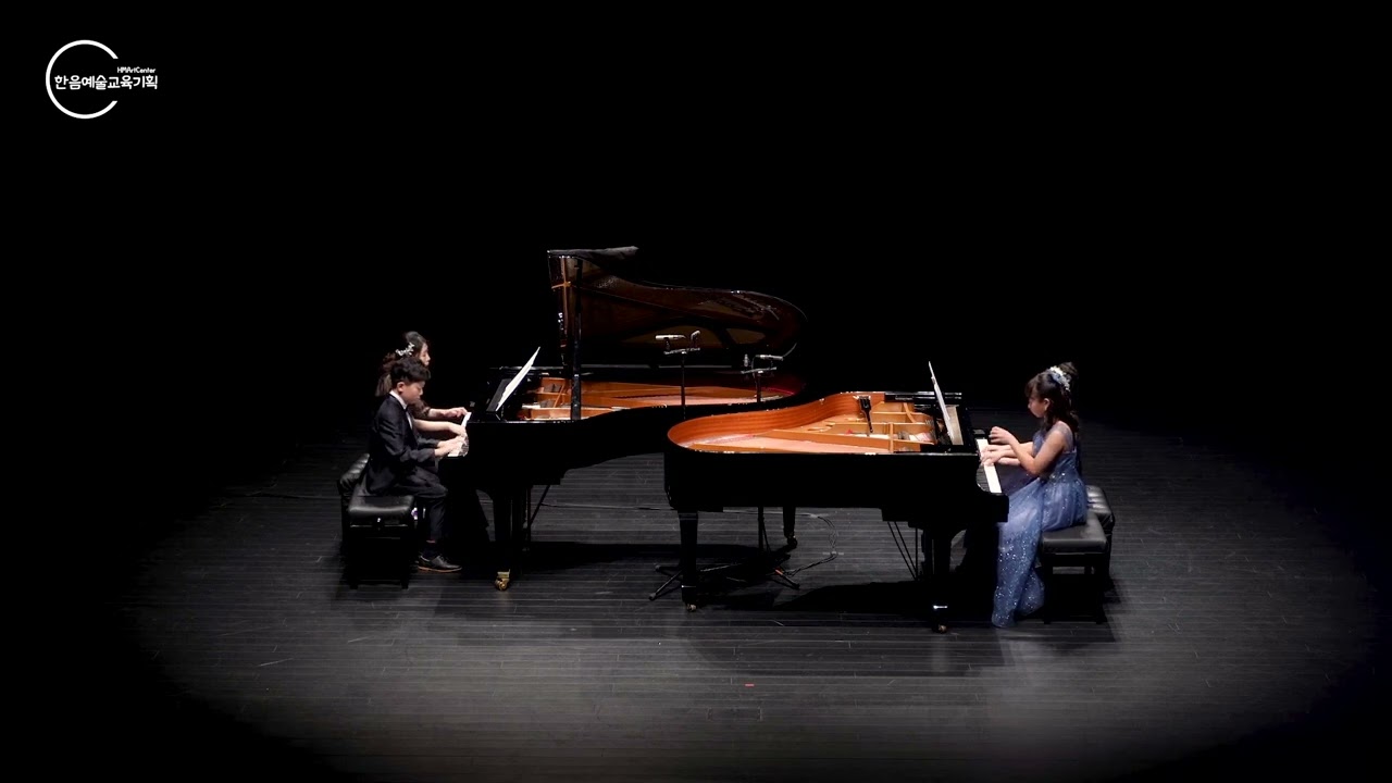 Gillock - Champagne Toccata for 2 Piano 8 Hands