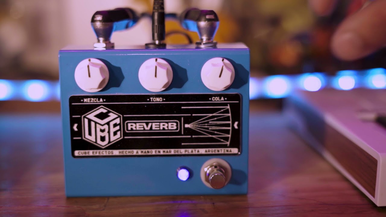 Cube Reverb (gabinete viejo)