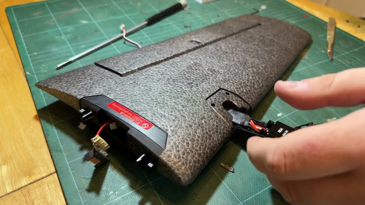 Heewing T1 Ranger VTOL!: Part 3 - Converting The SECOND Wing!