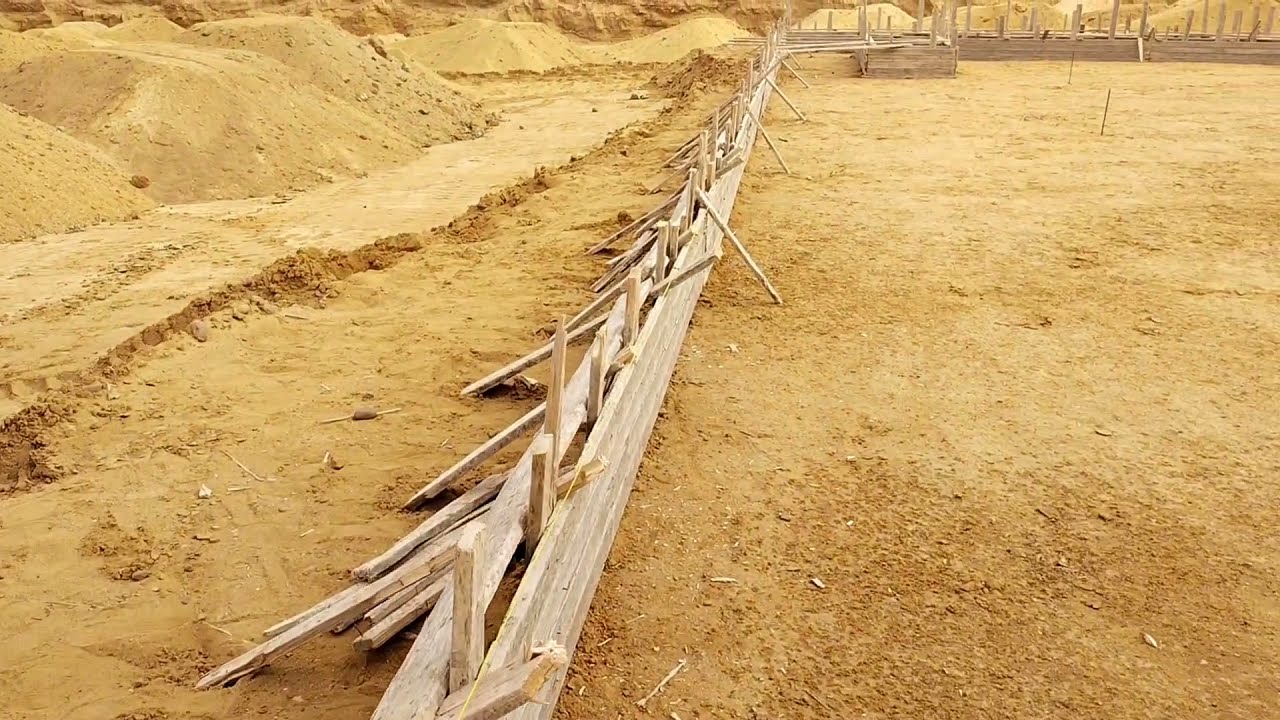 الخرسانة العادية (نجارة + صب)