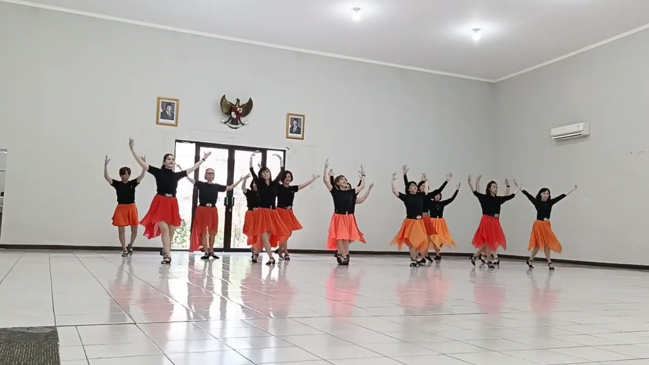 This One Is For You - Intermediate Line Dance - Choreo by Simon _ Ward ( AUS ) - Febuary 2026