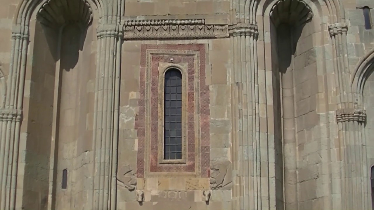 Gruzja - Katedra Sweti Cchoweli w Mcchecie (Georgia - Cathedral of Sveti Cchoweli in Mtskheta)