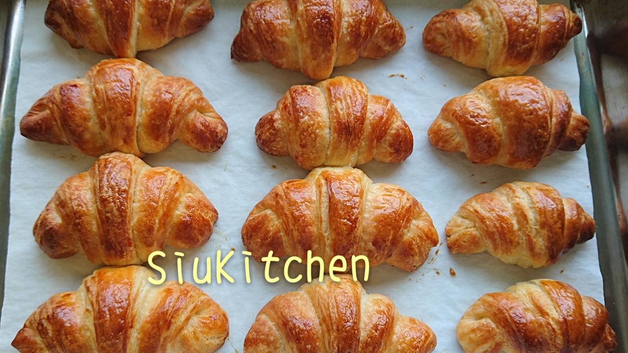[Eng-Recipe] How to make Mini Croissants (迷你牛角酥(牛角包))