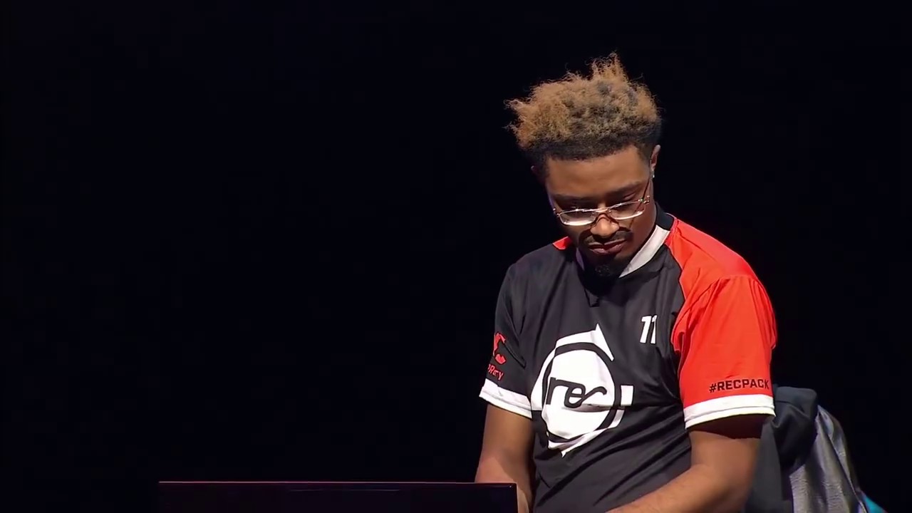 Capcom Cup 2019 Finals - Punk vs iDom - Grand Finals - 1080p60