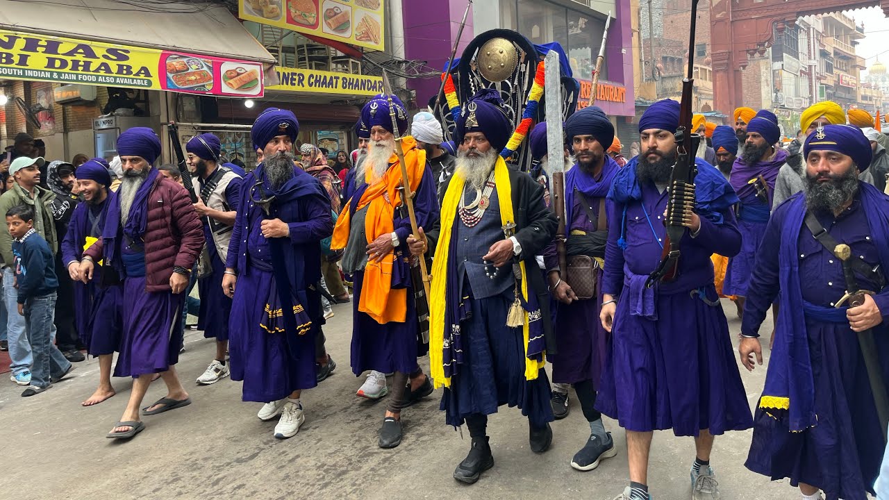 World Famous Nagar Kirtan Dhan Dhan Baba Deep Singh Ji Gatka Akhara⚔️!! #amritsar #nagarkirtan #100 