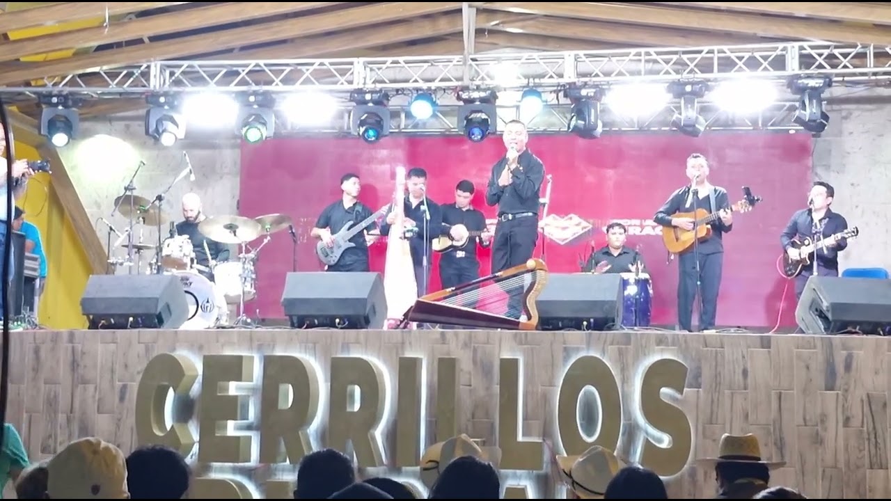 Presentación del Grupo Cananos en el Festival Internacional del Arpa en Cerrillos 