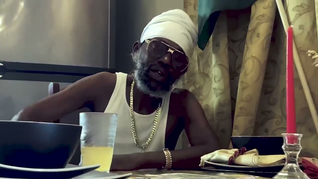 EMPEROR- Born Fi Live In A luxury (OFFICIAL VIDEO) 2025 Joshiebeats