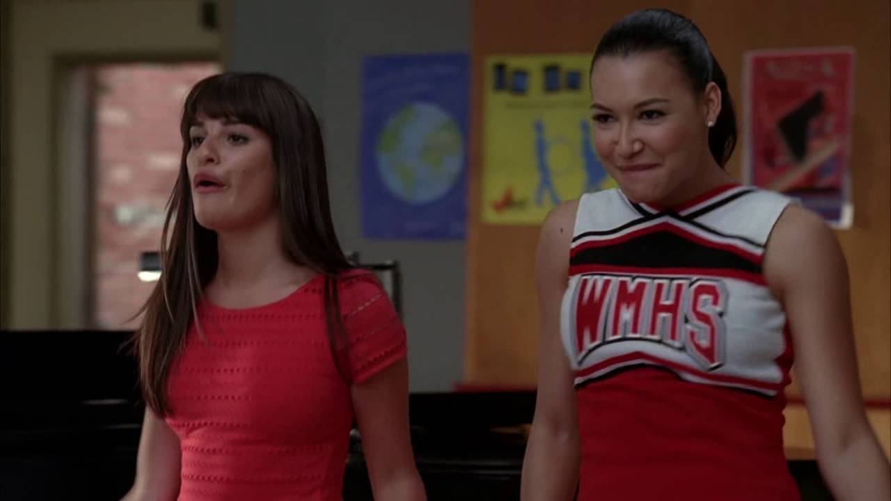 GLEE Full Performance of So Emotional