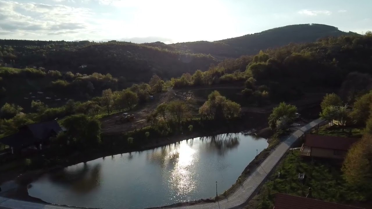 Kompleks i agroturizmit n&euml; Artan&euml; (Novob&euml;rd): Restoran, Villa, Ferm&euml;, Pomp&Market