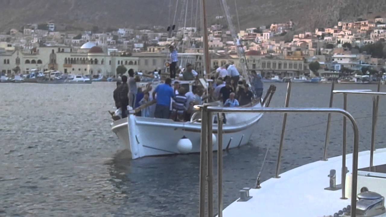 Αγιασμός σκάφους τύπου αχταρμάς(Γ.Τριπολίτης_ στην Κάλυμνο 9/8/2015